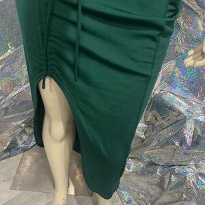 Chic Forest Green Pencil Skirt